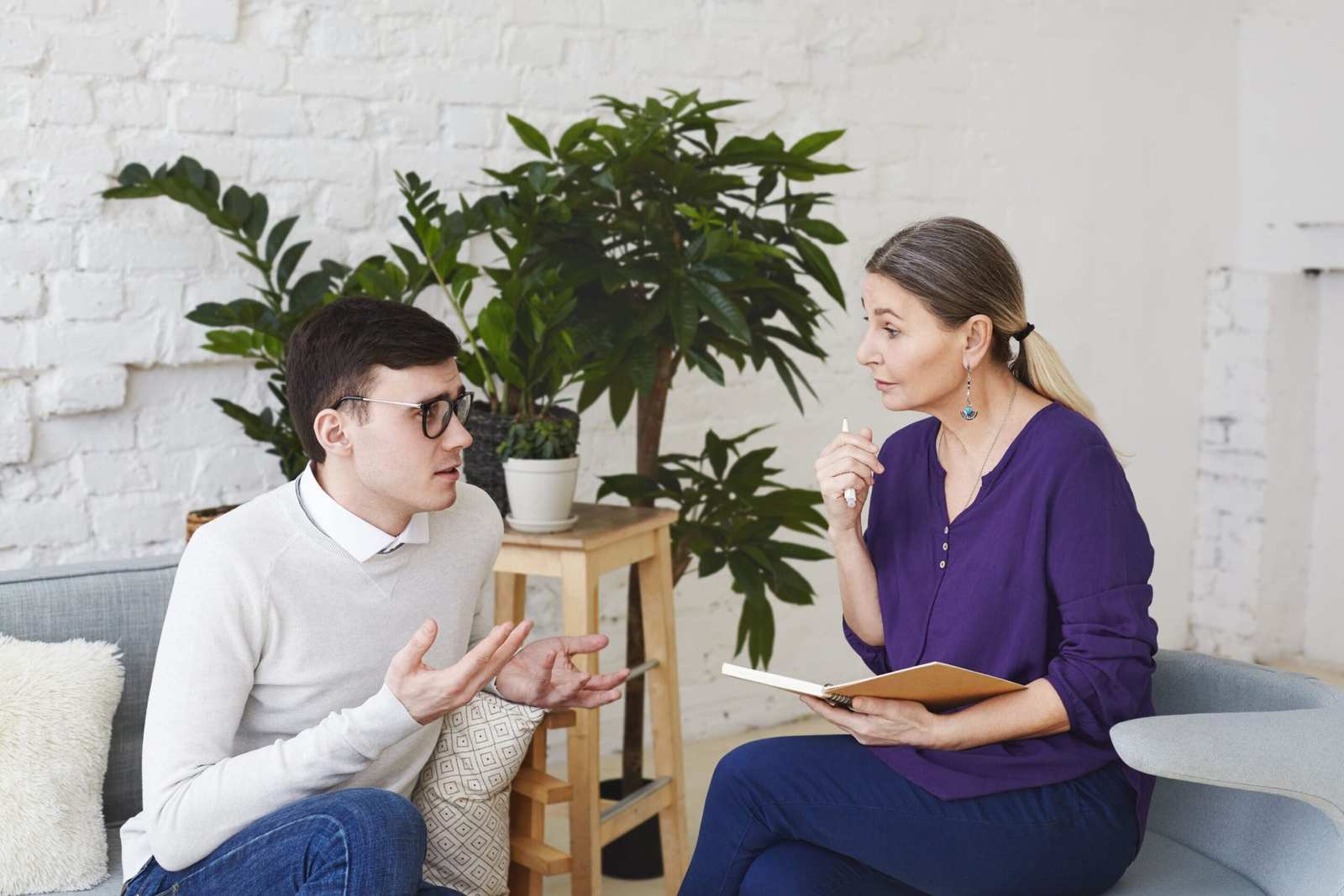 Therapy is Cheap Only When the Therapist is a Novice – Why Healmind is Kerala’s Most Trusted Counselling Centre